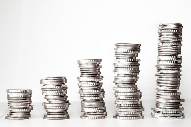 Systematyczne oszczędzanie i zarabianie pieniędzy daje duże pole możliwości